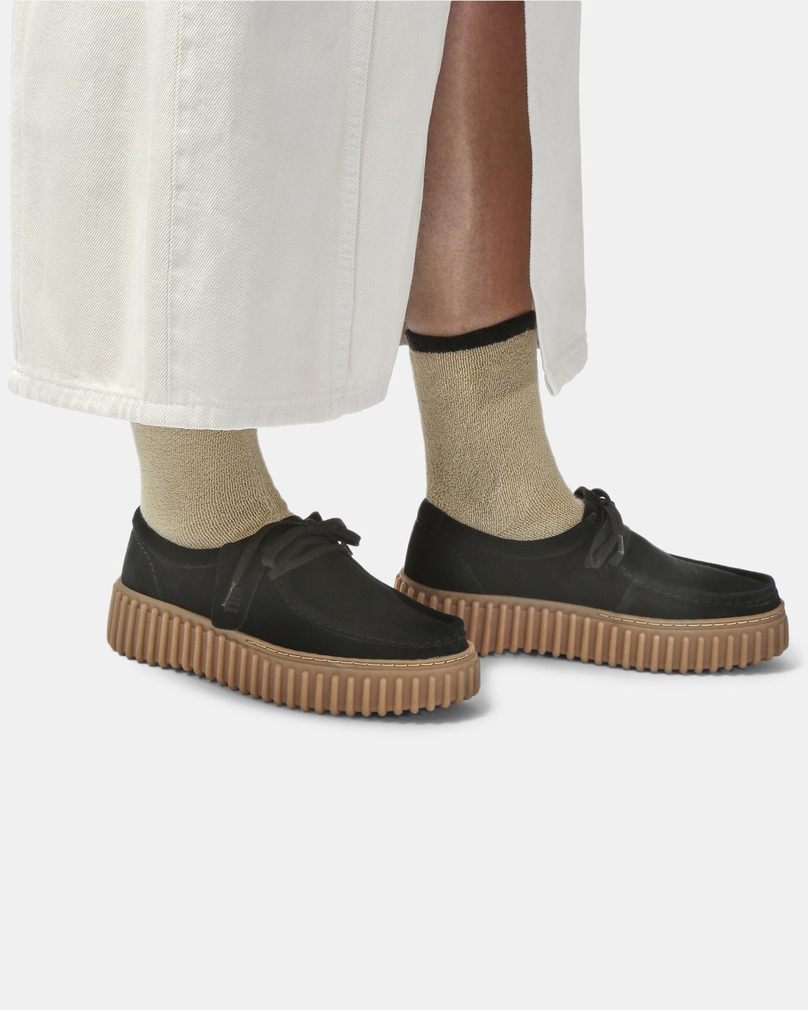 Torhill Bee Black Suede - Image 2