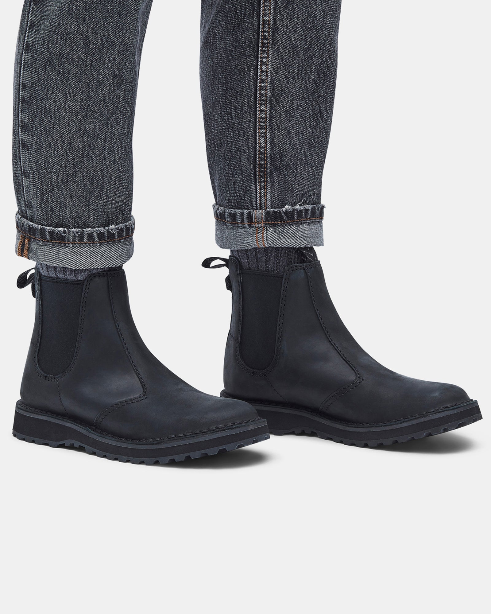 Solsbury Easy Black Leather - Image 2