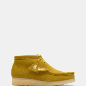 Wallabee Boot. (W) Olive Suede