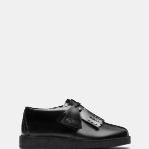 Desert Trek. (w) Black Interest Leather